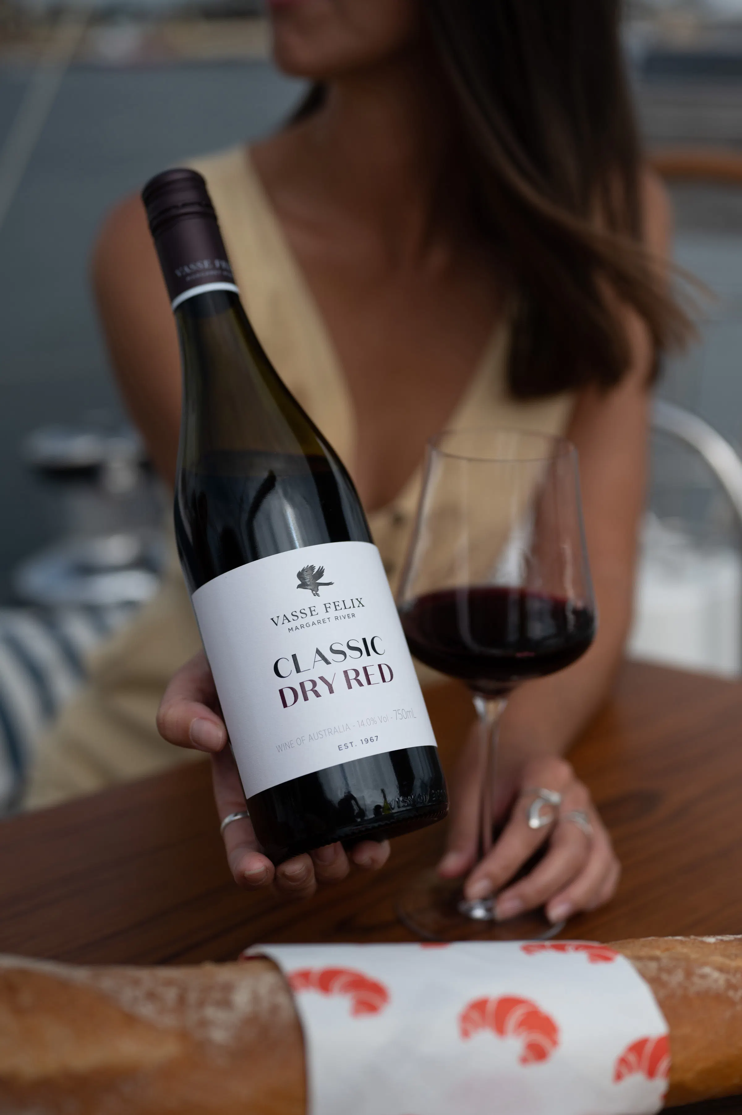 Classic Dry Red NV no varietal