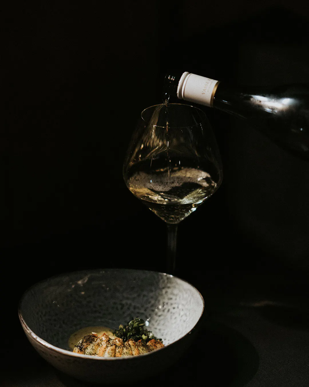Pouring shot