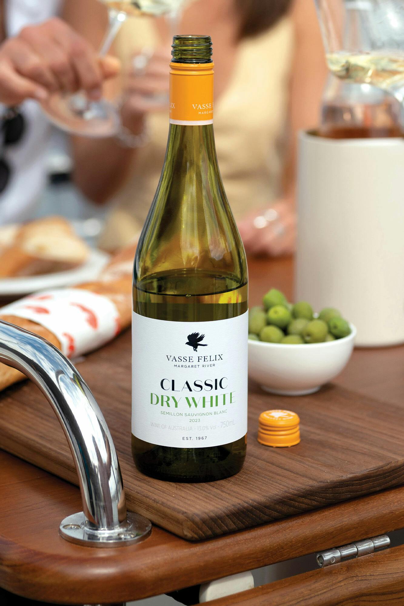 Classic Dry White